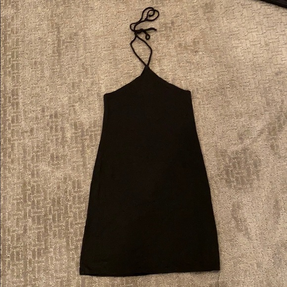 Brandy Melville Dresses & Skirts - Brandy Melville tie neck dress